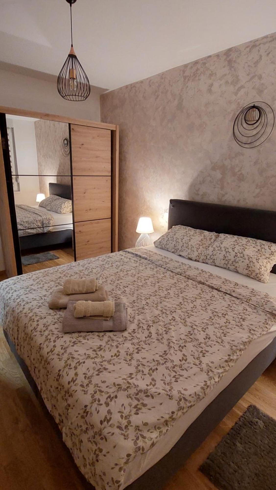 Apartment Ela Szabadka Kültér fotó